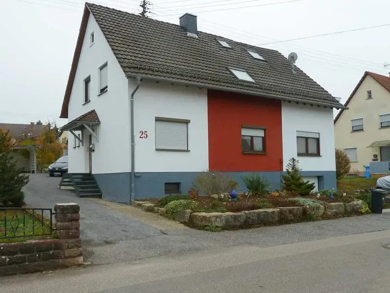 Alte Hausfassade in Schwarzach erneuert Alte Hausfassade in Schwarzach erneuert